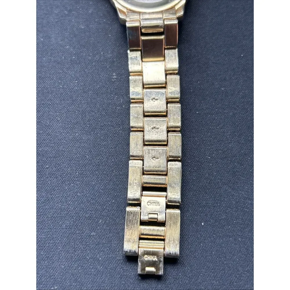 Merona Gold Tone Women’s Quartz Watch